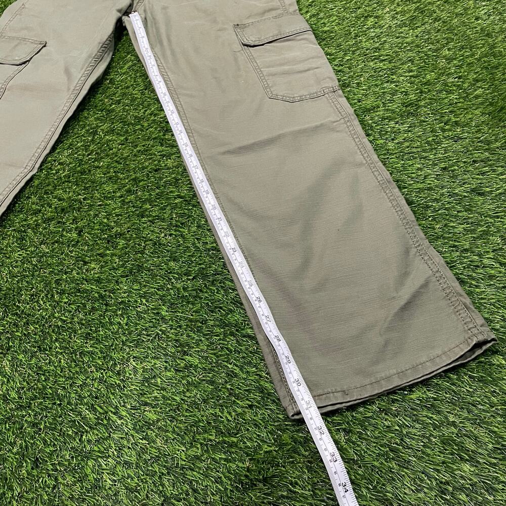 Levi's Cargo Pants - Picture 5 of 8